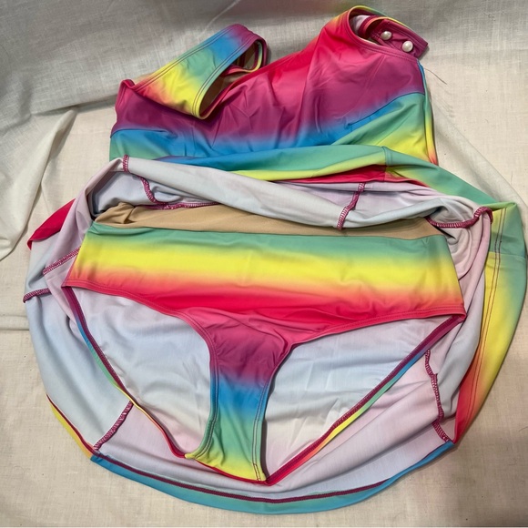 SERENGETI One Piece Swimdress Over the Rainbow Size 14 NWOT - Picture 7 of 8